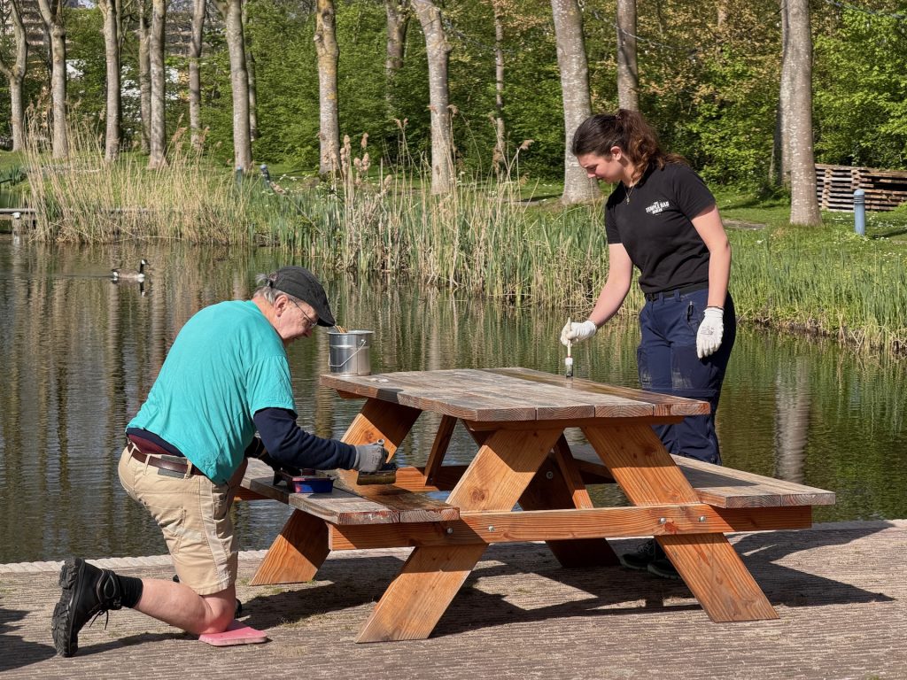 Beitsen picknick sets op het Kruithuis